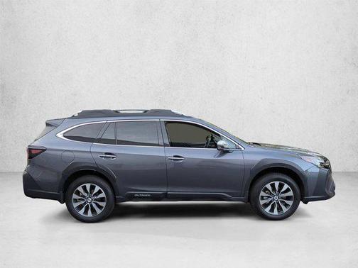 Magnetite Gray Metallic 2025 Subaru Outback Touring