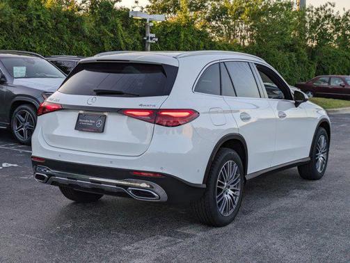 2025 Mercedes-Benz GLC 300 4MATIC