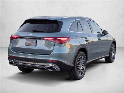 Verde Silver Metallic 2026 Mercedes-Benz GLC 300 Base