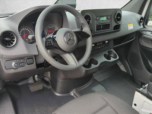 Arctic White 2026 Mercedes-Benz Sprinter 2500 Standard Roof