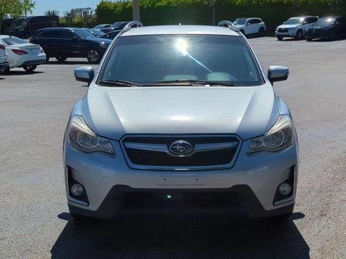 Ice Silver Metallic 2016 Subaru Crosstrek 2.0i Limited