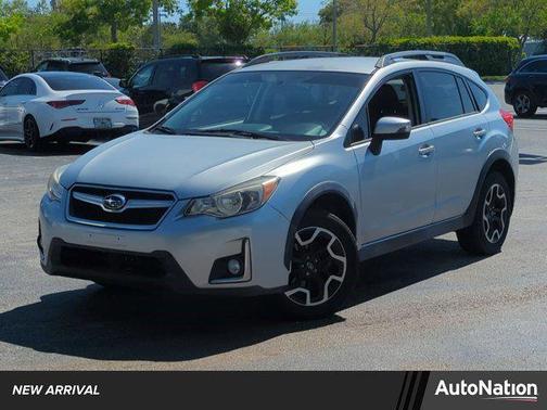 Ice Silver Metallic 2016 Subaru Crosstrek 2.0i Limited