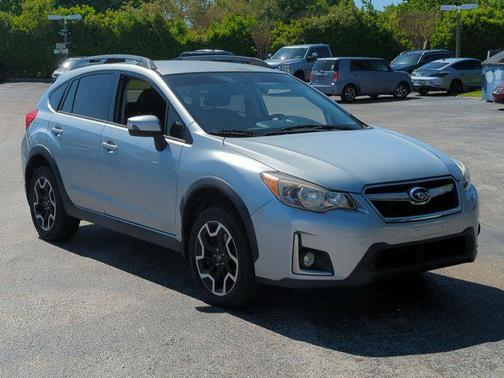 Ice Silver Metallic 2016 Subaru Crosstrek 2.0i Limited