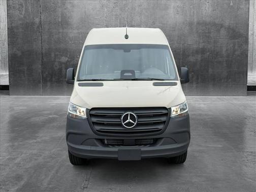 2025 Mercedes-Benz Sprinter 2500 Standard Roof