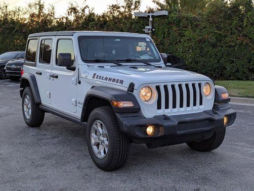 2021 Jeep Wrangler Unlimited Islander 4x4