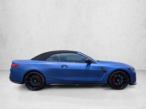 Frozen Portimao Blue Metallic 2022 BMW M4 Competition xDrive