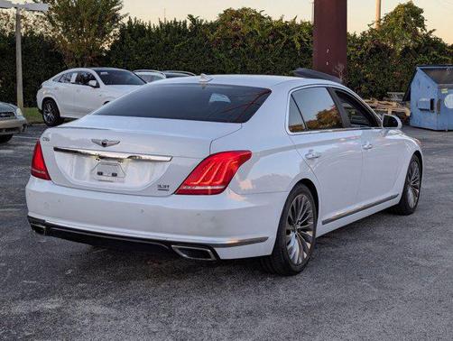 2018 Genesis G90 Premium