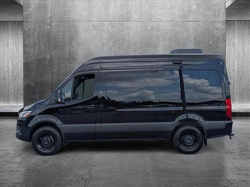 2025 Mercedes-Benz Sprinter 2500 Standard Roof
