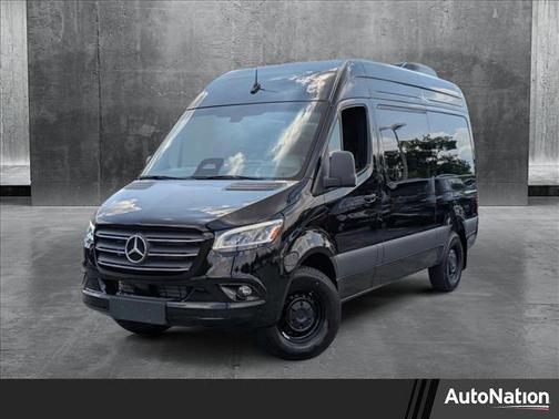 2025 Mercedes-Benz Sprinter 2500 Standard Roof
