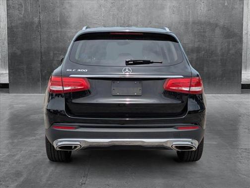 2018 Mercedes-Benz GLC 300 Base