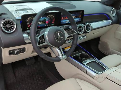 Polar White 2026 Mercedes-Benz GLB 250 Base