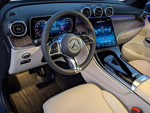 2026 Mercedes-Benz GLC 300 Base