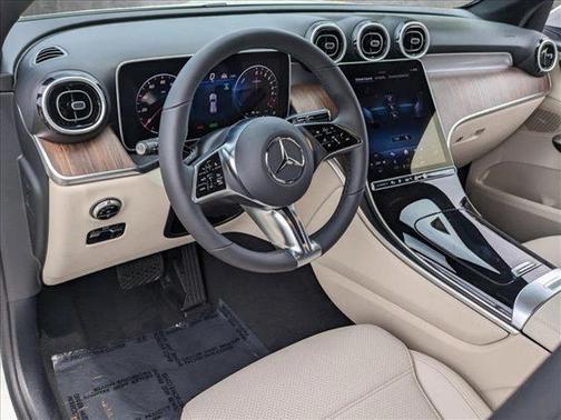 2025 Mercedes-Benz GLC 350e Base