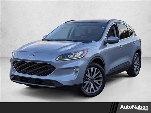 2022 Ford Escape Titanium
