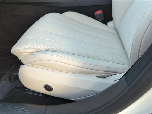 Polar White 2026 Mercedes-Benz E-Class 4MATIC