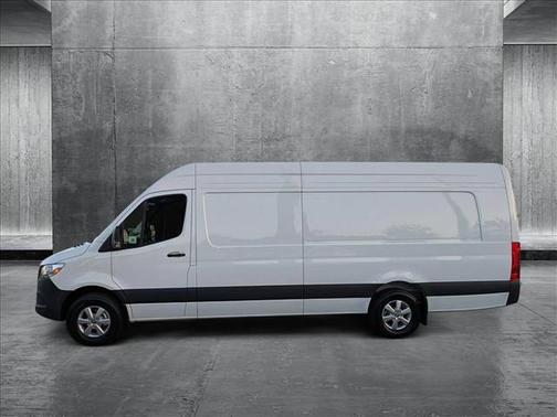 2025 Mercedes-Benz Sprinter 2500 High Roof