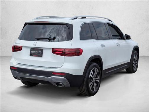Polar White 2026 Mercedes-Benz GLB 250 Base