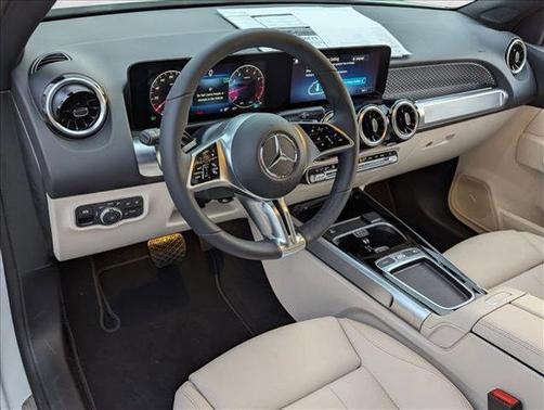 Polar White 2026 Mercedes-Benz GLB 250 Base