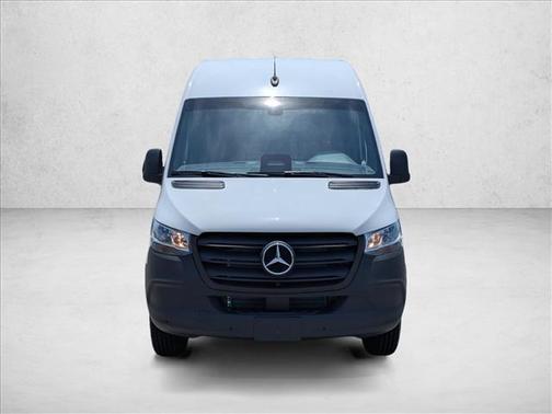 2025 Mercedes-Benz Sprinter 2500 Standard Roof