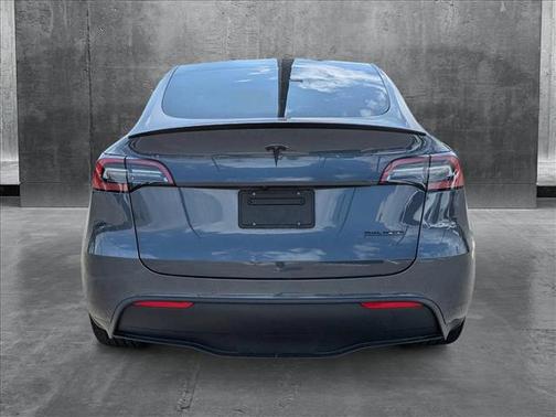 2022 Tesla Model Y Performance Dual Motor All-Wheel Drive