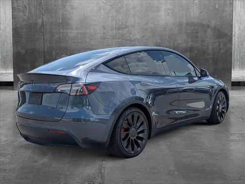 2022 Tesla Model Y Performance Dual Motor All-Wheel Drive