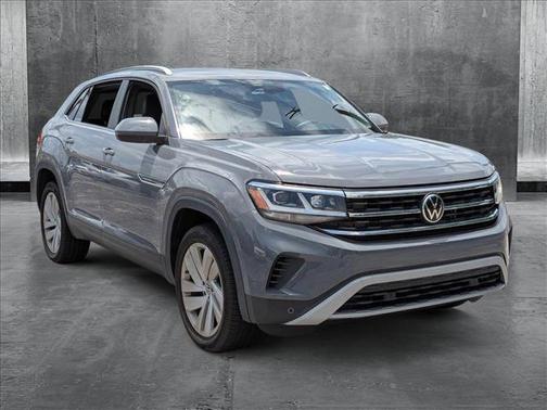 2021 Volkswagen Atlas Cross Sport 2.0T SE w/Technology
