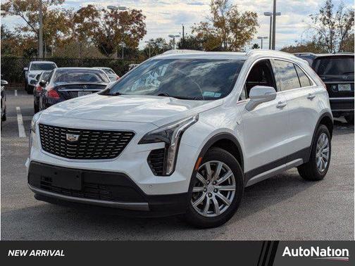 2023 Cadillac XT4 Premium Luxury