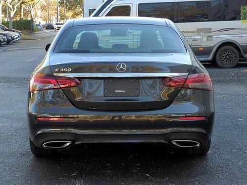 2022 Mercedes-Benz E-Class E 350