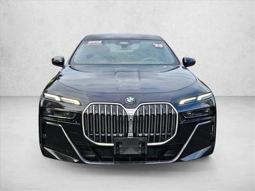 2025 BMW 740 xDrive