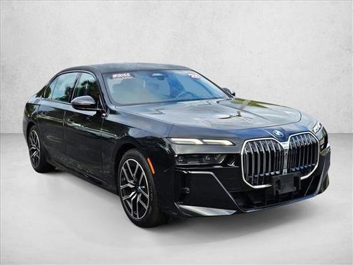2025 BMW 740 xDrive
