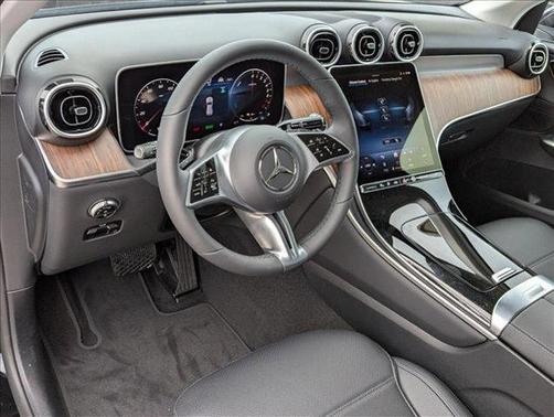2025 Mercedes-Benz GLC 350e Base