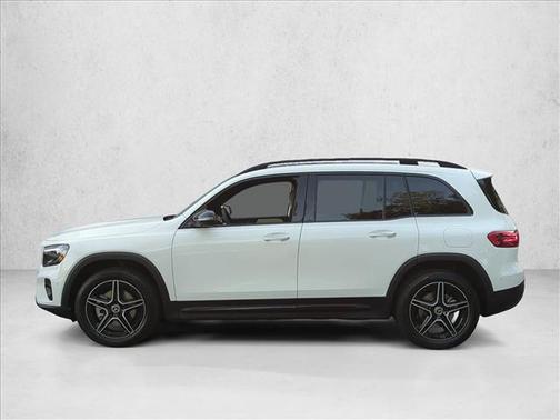 Polar White 2026 Mercedes-Benz GLB 250 Base