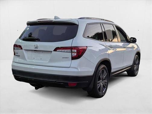 2022 Honda Pilot 2WD Sport