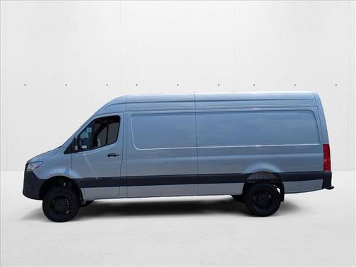 2025 Mercedes-Benz Sprinter 2500 High Roof