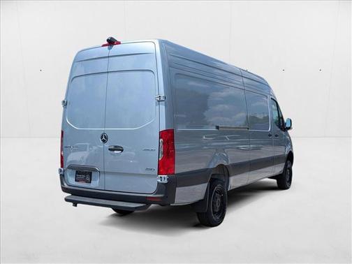2025 Mercedes-Benz Sprinter 2500 High Roof
