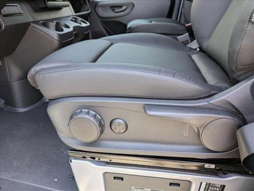 2025 Mercedes-Benz Sprinter 2500 High Roof
