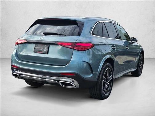 Verde Silver Metallic 2026 Mercedes-Benz GLC 300 Base