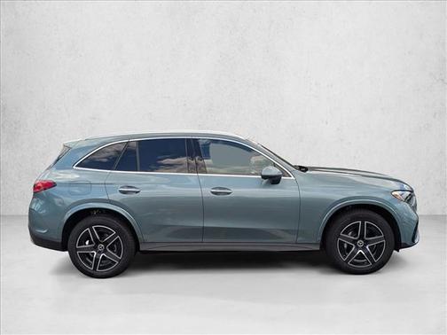 Verde Silver Metallic 2026 Mercedes-Benz GLC 300 Base