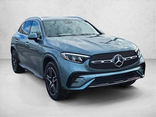 Verde Silver Metallic 2026 Mercedes-Benz GLC 300 Base
