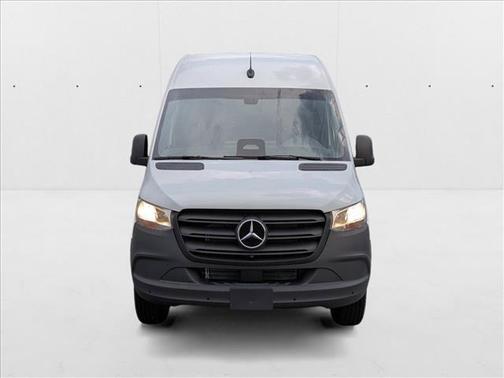 2025 Mercedes-Benz Sprinter 2500 Standard Roof