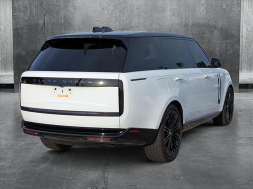 2024 Land Rover Range Rover P400 SE