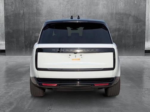 2024 Land Rover Range Rover P400 SE