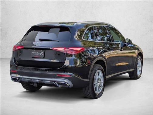 2026 Mercedes-Benz GLC 300 Base
