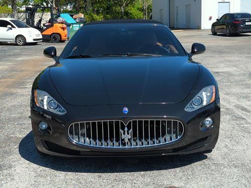 2014 Maserati GranTurismo Base