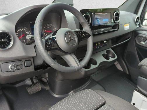 Arctic White 2026 Mercedes-Benz Sprinter 2500 Standard Roof