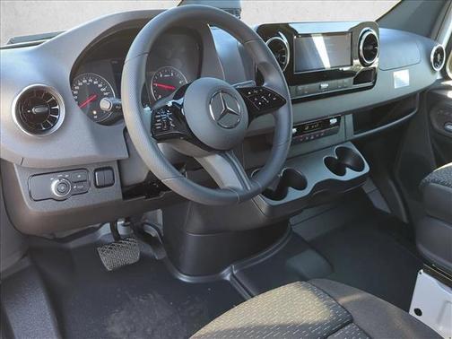 Arctic White 2026 Mercedes-Benz Sprinter 2500 Standard Roof