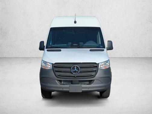 Arctic White 2026 Mercedes-Benz Sprinter 2500 Standard Roof