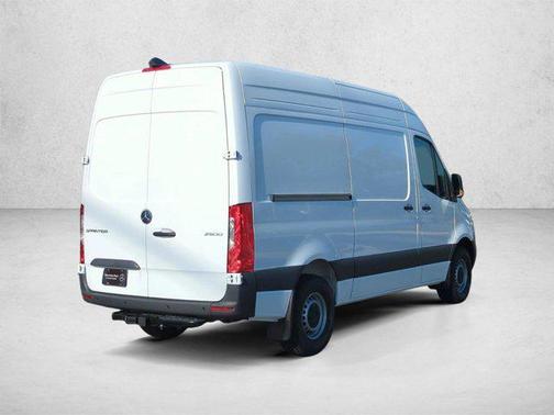 Arctic White 2026 Mercedes-Benz Sprinter 2500 Standard Roof
