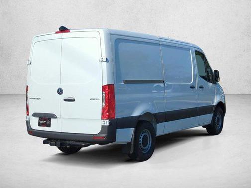 Arctic White 2026 Mercedes-Benz Sprinter 2500 Standard Roof