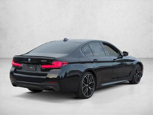 Black Sapphire Metallic 2023 BMW 540 i